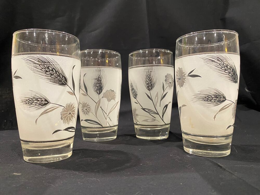 Set/3 Vintage Libbey Wild Flower, highball glasses